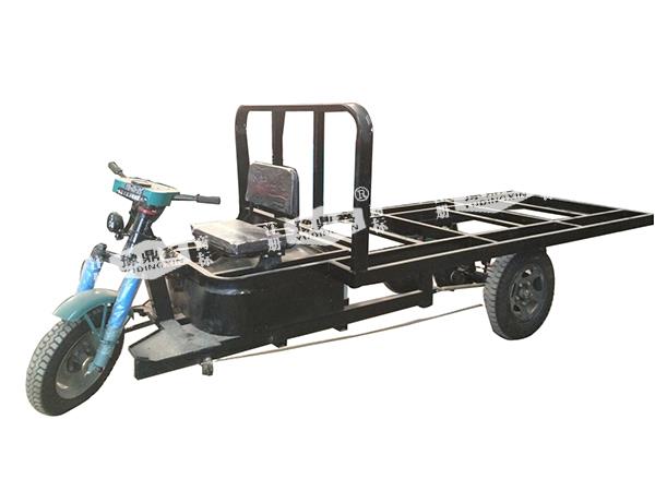 01電動(dòng)工程自卸車裝粉條專用車.jpg 01電動(dòng)工程自卸車裝粉條專用車.jpg